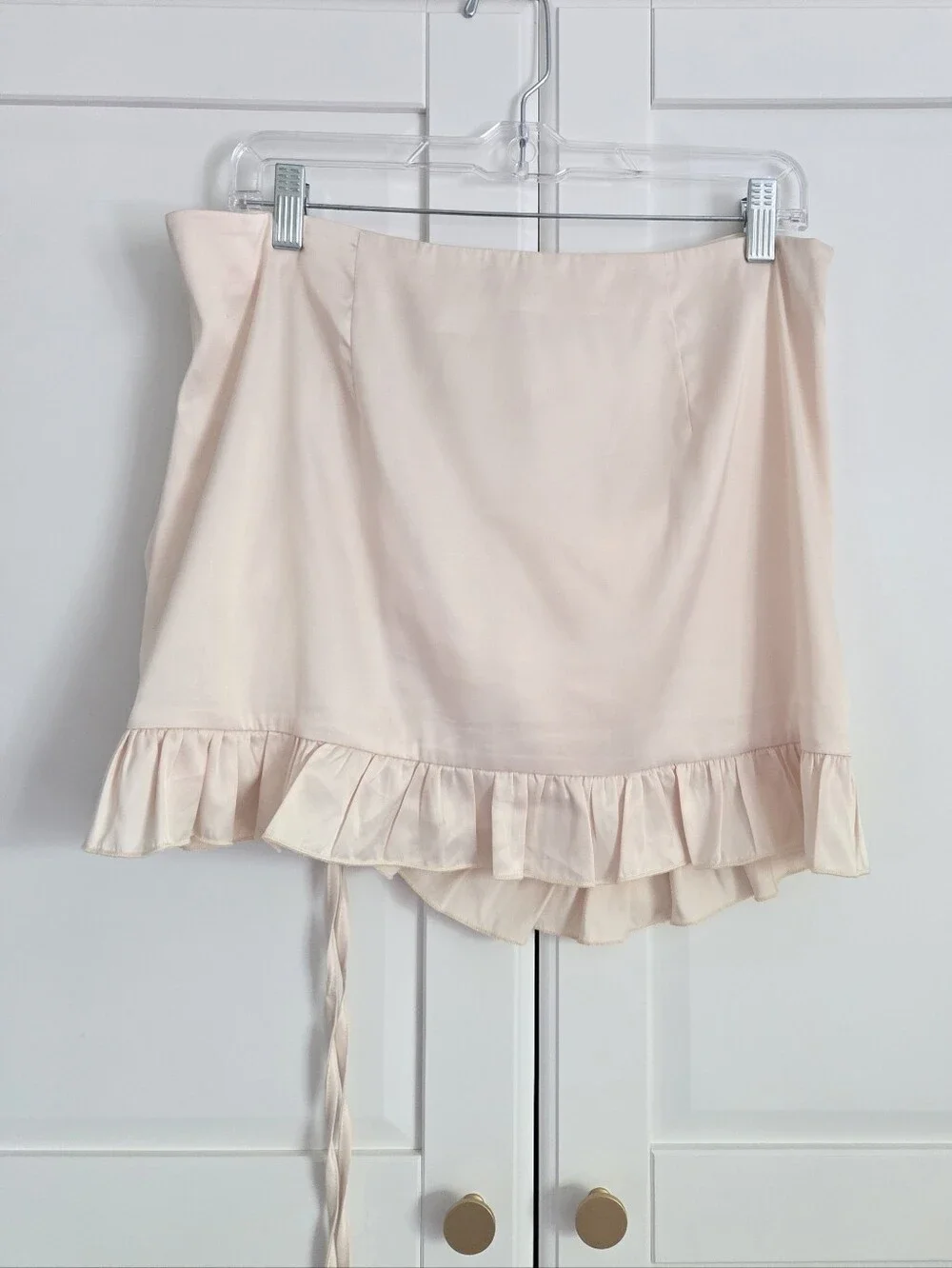 Lemon Satin Ruffled Mini Skirt - Picture 5 of 9